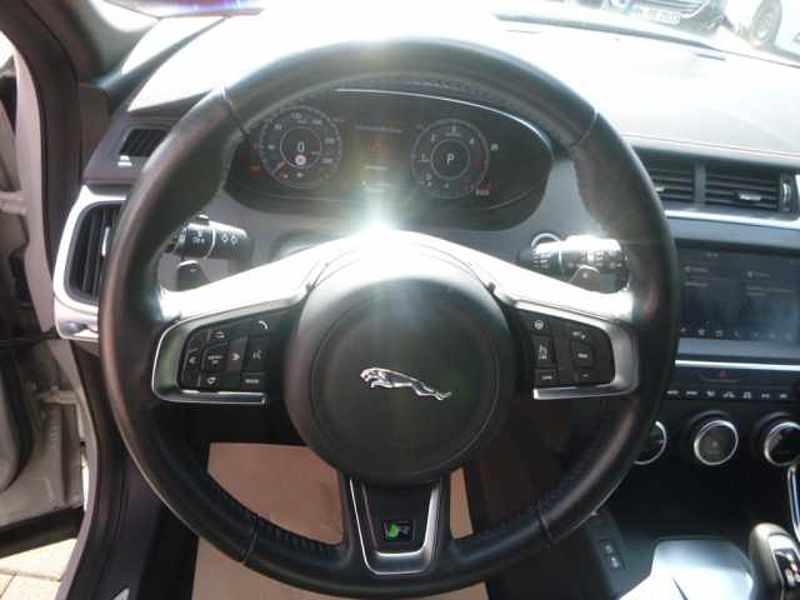 Jaguar E-Pace R-Dynamic SE  D180 4x4 Automatik